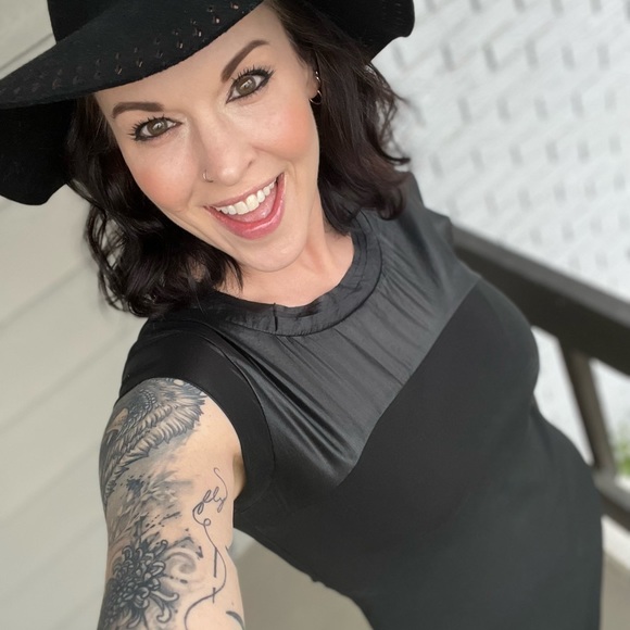 ✌🏻This is ME - Expressing GRATITUDE!✌🏻Shop_ThreadBear: Meet Your Posher + - Picture 15 of 16